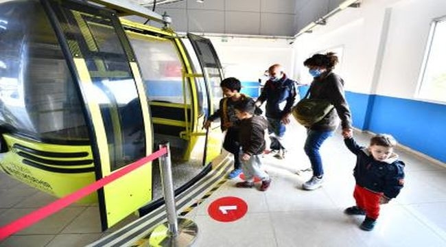 Teleferik Tesisleri ara tatilde minik ziyaretçileri ağırladı