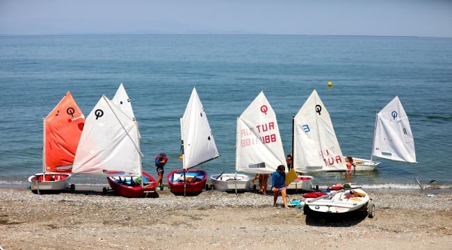 Geleceğin sporcu kızları Narlıdere'de yetişecek