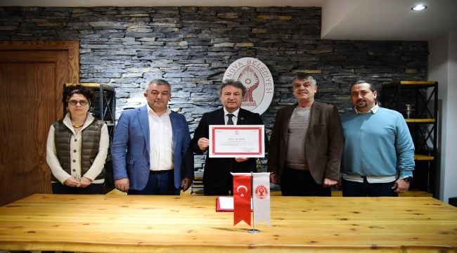 Bornova ''Sağlığı Geliştiren Belediye'' belgesi aldı 