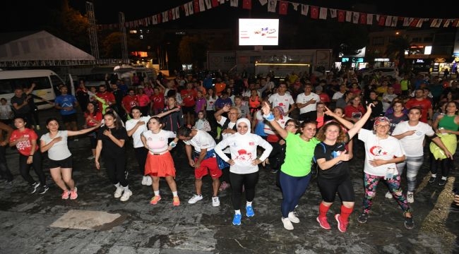 Bornova'da Cumhuriyet Koşusu coşkusu 