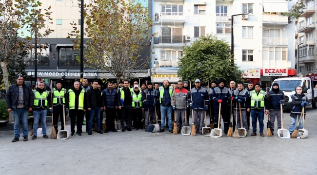  Bornova Merkez'de detaylı temizlik