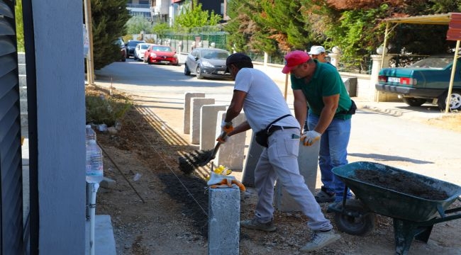 Barbaros'un Kaldırımları Yenileniyor