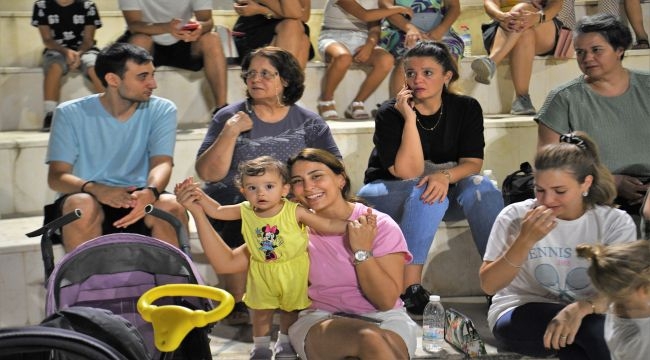  Çamdibi Atatürk Parkı'nda yaz konseri